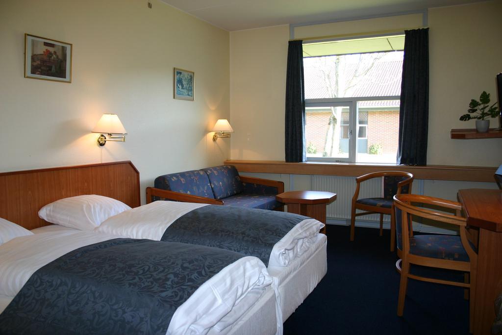 Hotel Lynggaarden Herning Kültér fotó
